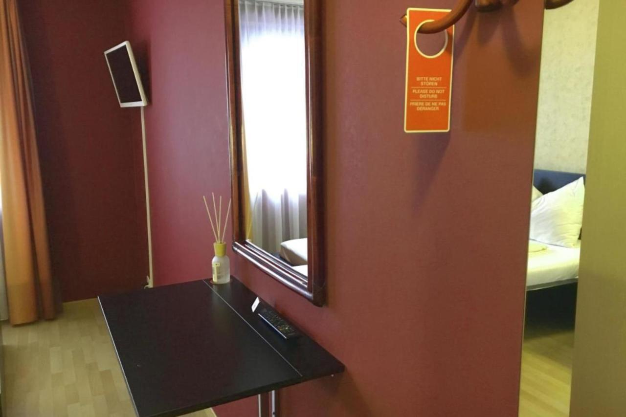 Affordable Rooms In Heart Of לוצרן מראה חיצוני תמונה